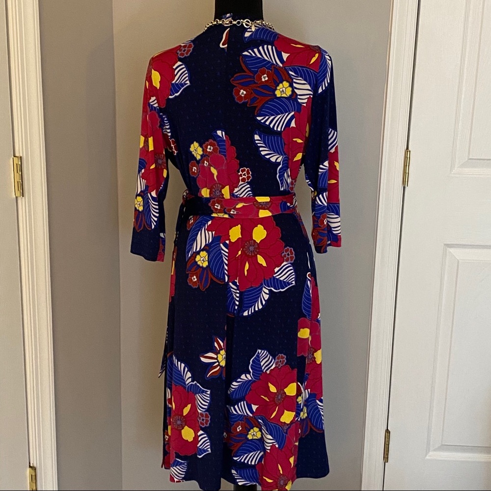 Nikki Poulos Floral Wrap Dress Size. S - Picture 12 of 15
